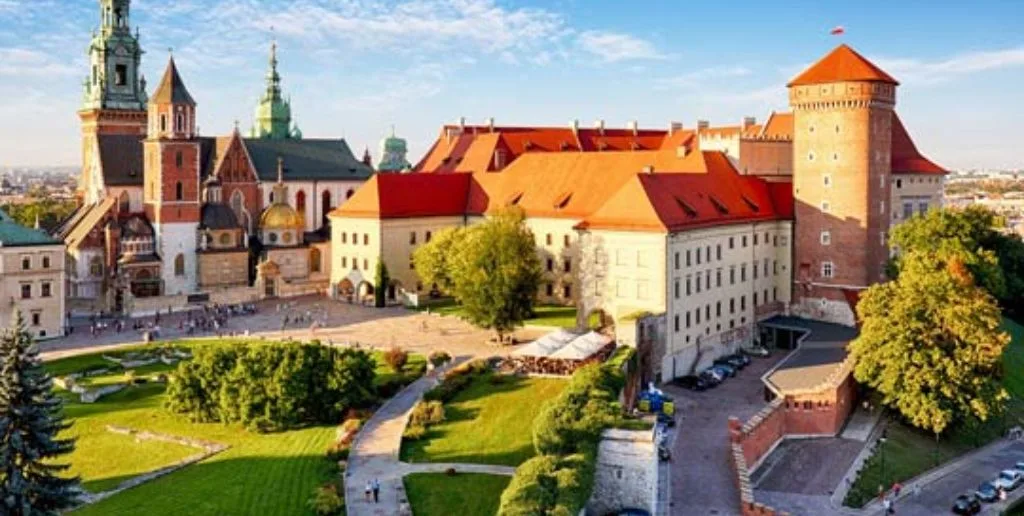 Emirates Airlines Warsaw Office In Poland