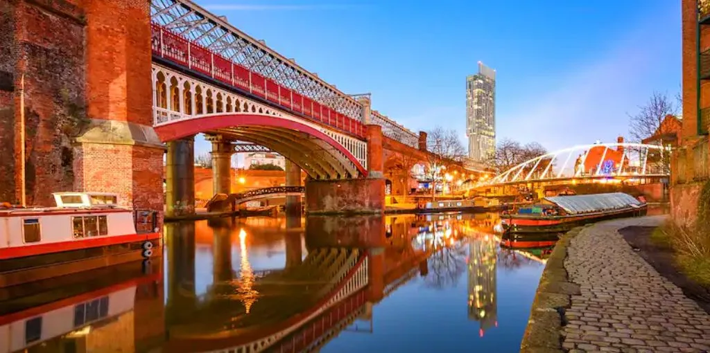 Qatar Airways Manchester Office in England
