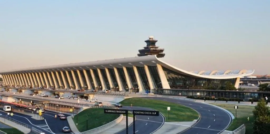 United Airlines Dulles Airport Office