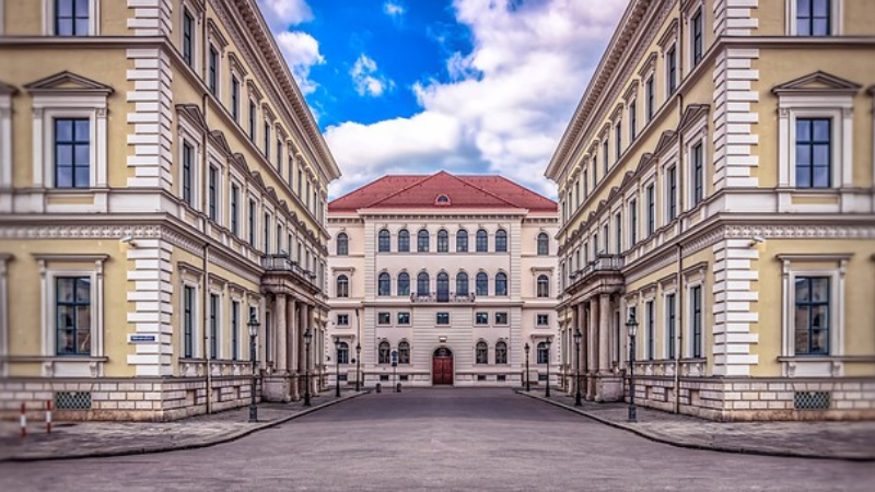 KLM Airlines Munich Office Address