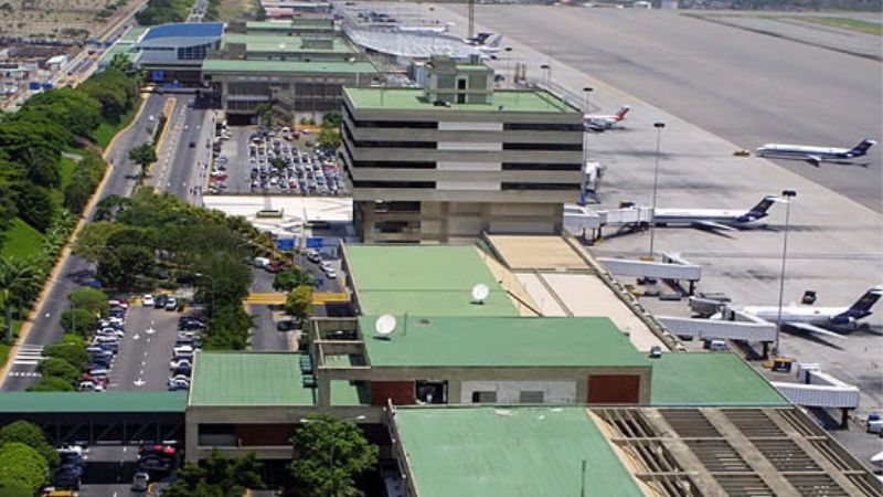 Breeze Airways Simón Bolívar International Airport – CCS Terminal