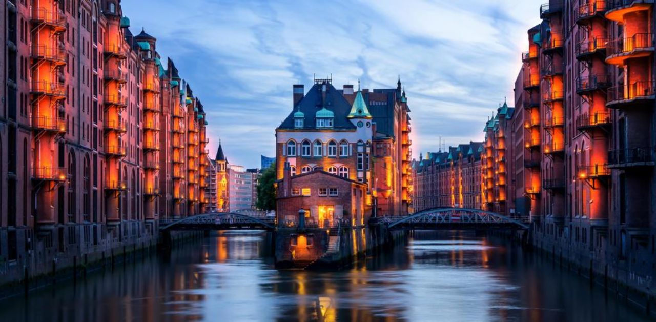 Turkish Airlines Hamburg Office Address
