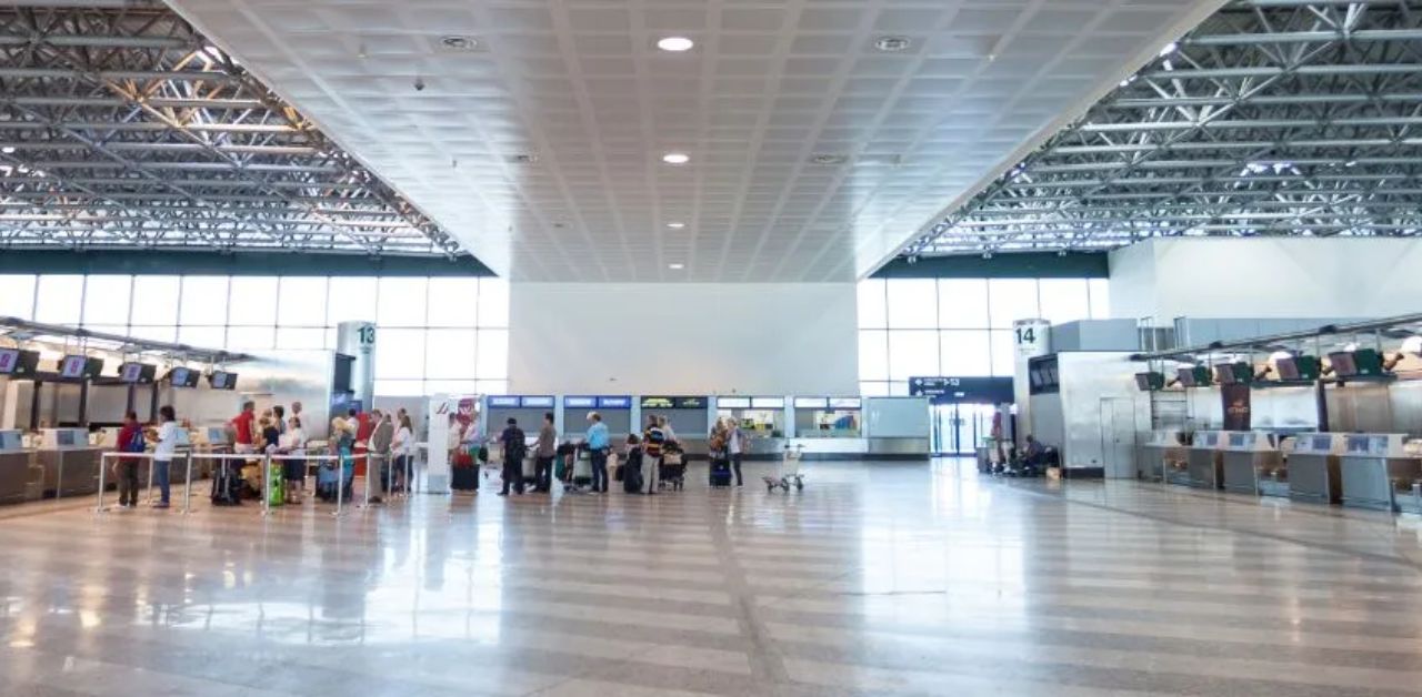 United Airlines Milano Malpensa Airport – MXP Terminal