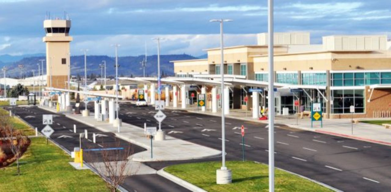 United Airlines Rogue Valley International Medford Airport – MFR Terminal