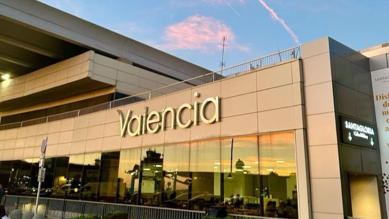 EasyJet Airlines Valencia Airport – VLC Terminal
