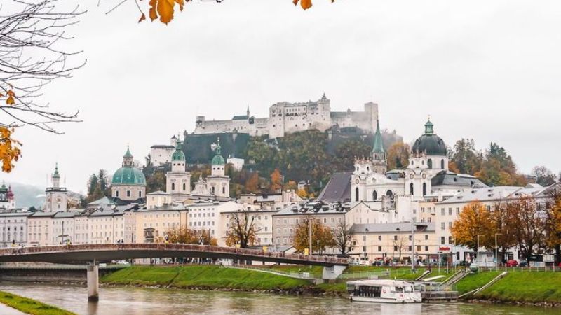 Emirates Airlines Salzburg Office in Austria