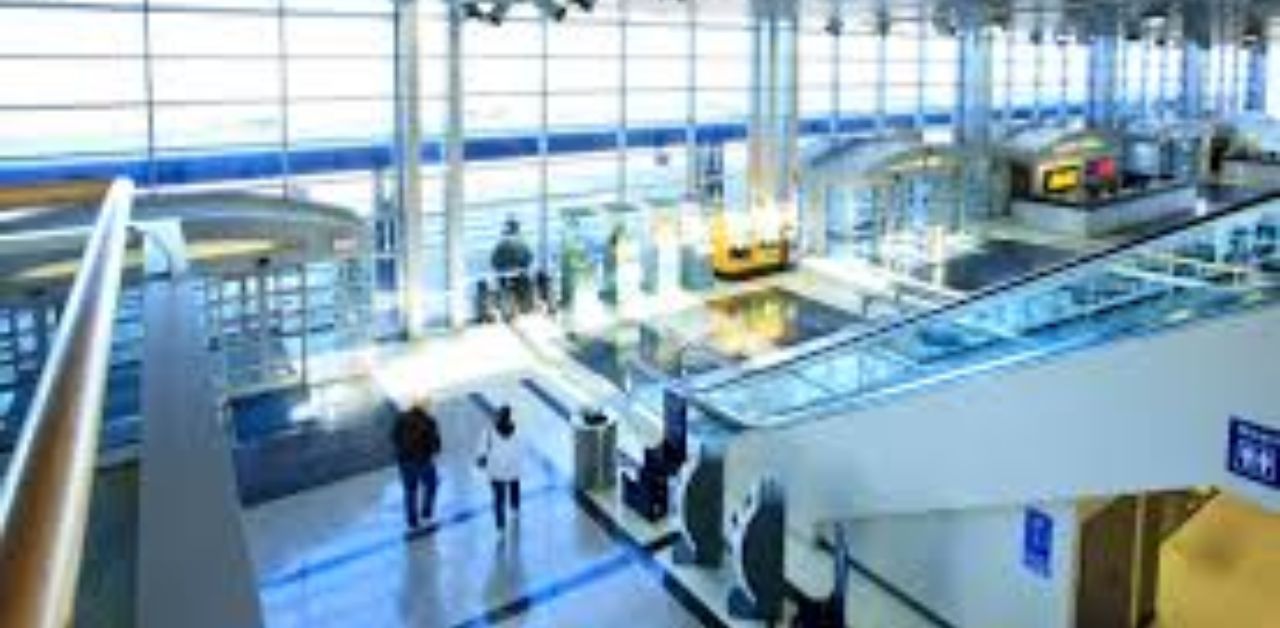 Breeze Airways Worcester Regional Airport – ORH Terminal