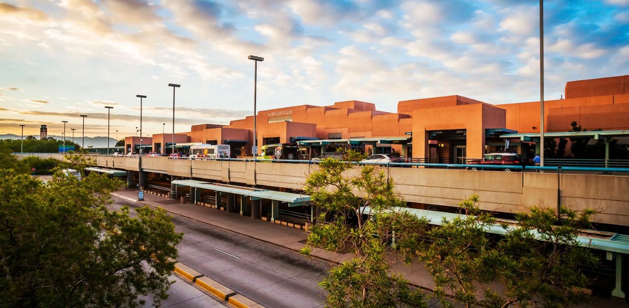 United Airlines Albuquerque International Sunport – ABQ Terminal