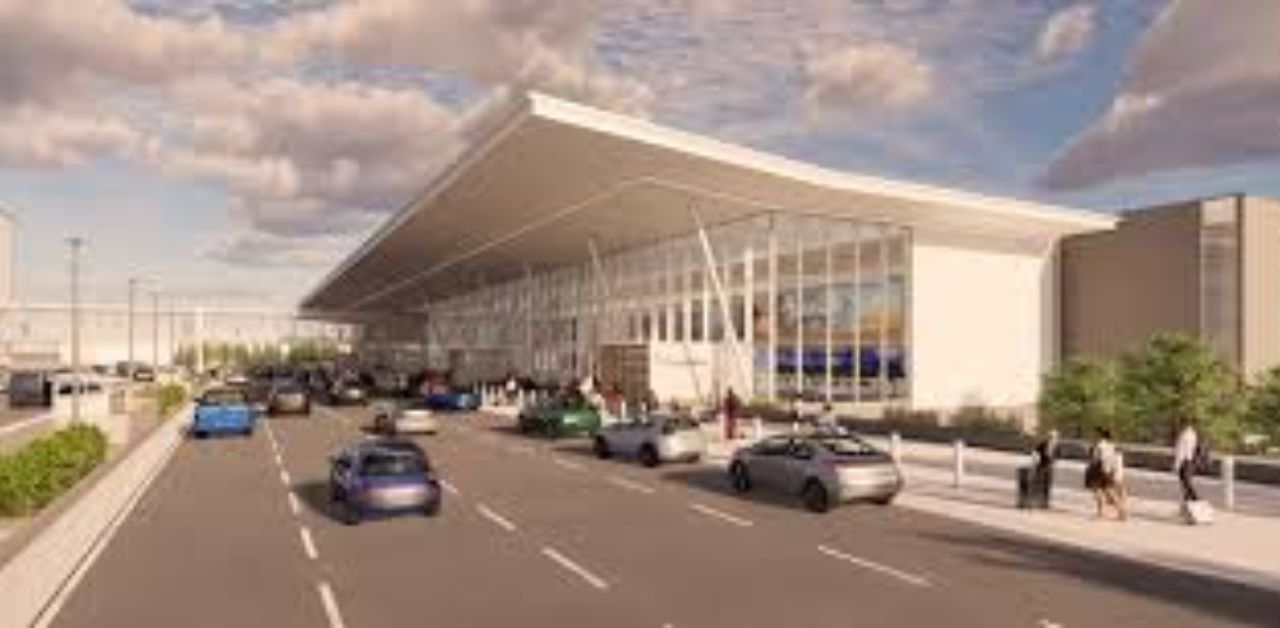 United Airlines Des Moines International Airport – DSM Terminal