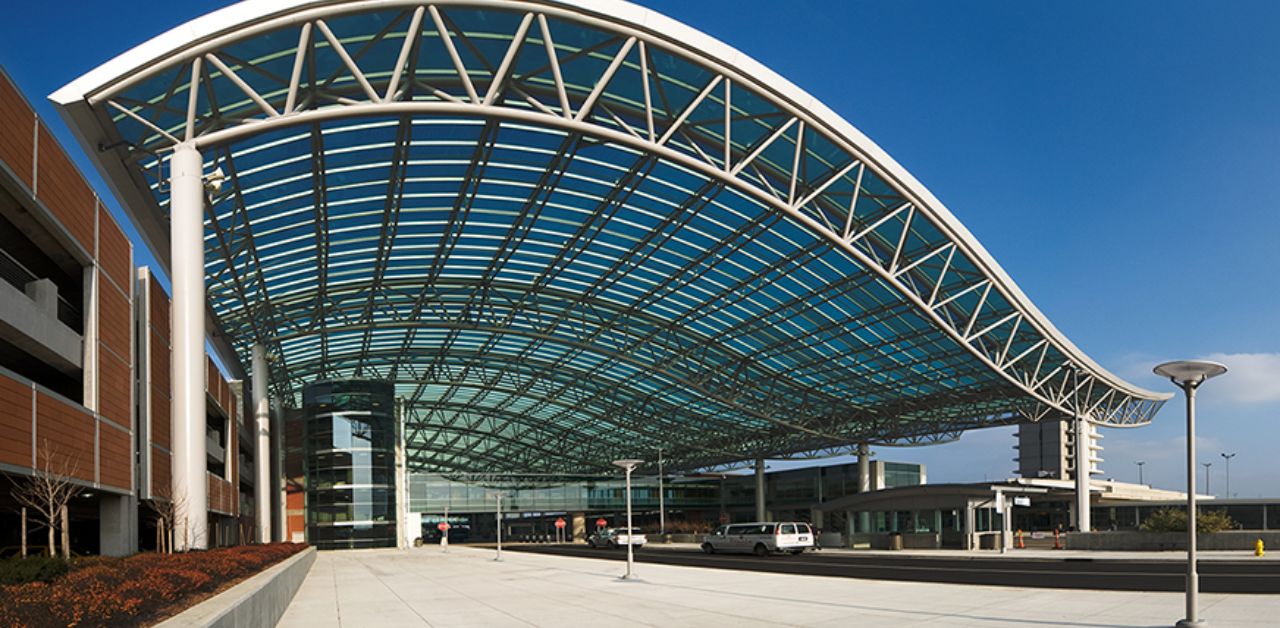 United Airlines Gerald R. Ford International Airport – GRR Terminal