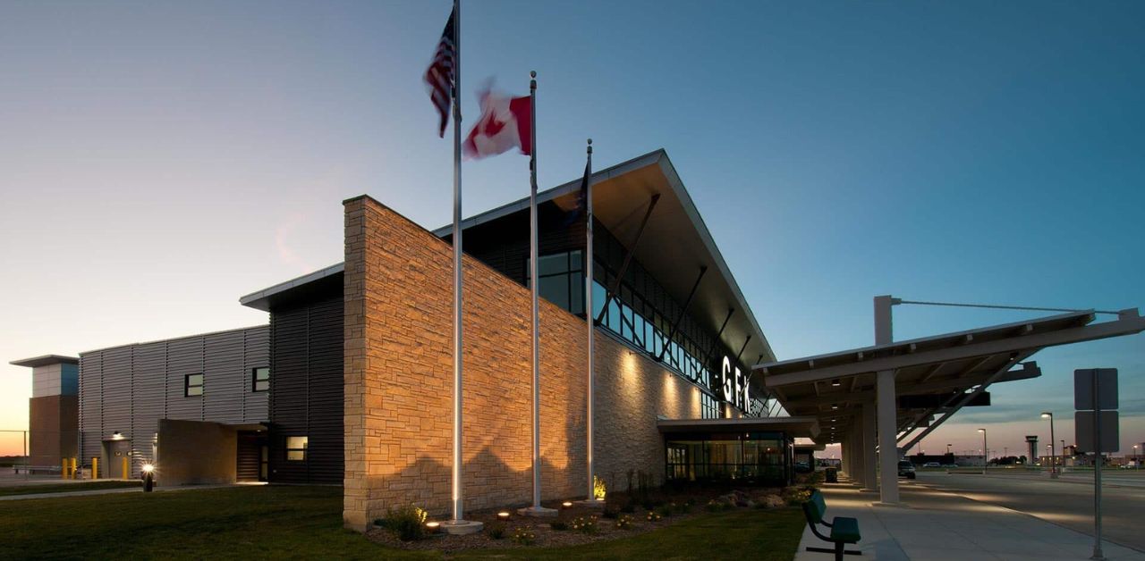 United Airlines Grand Forks International Airport – GFK Terminal