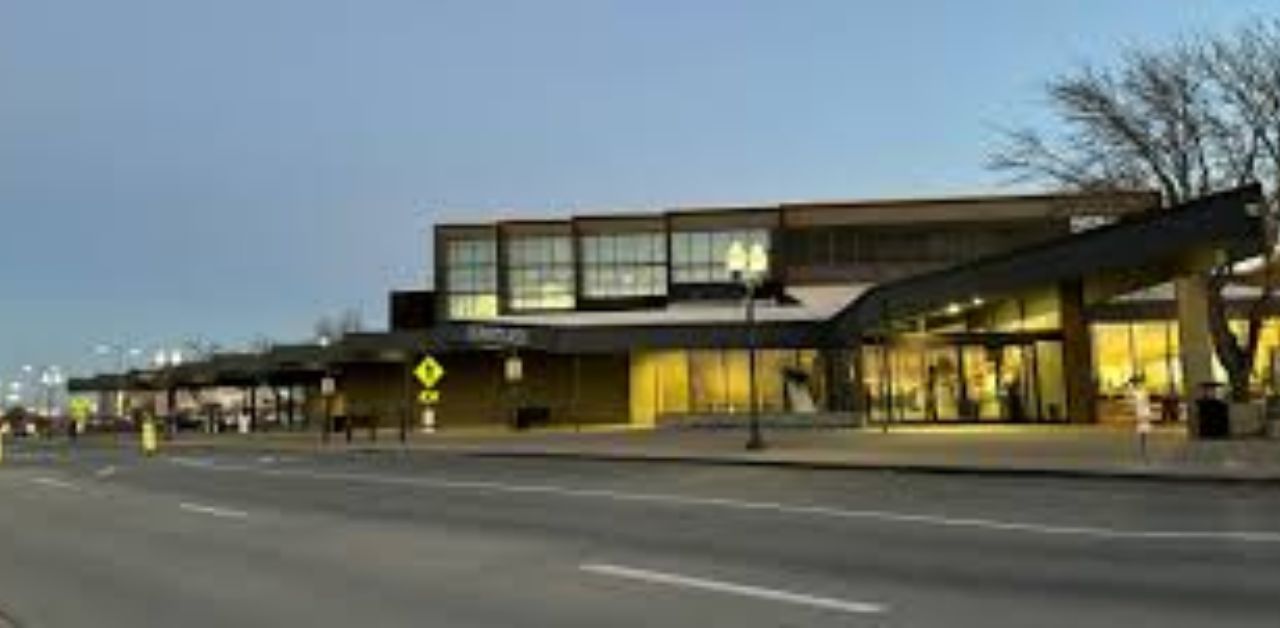 United Airlines Grand Junction Regional Airport – GJT Terminal
