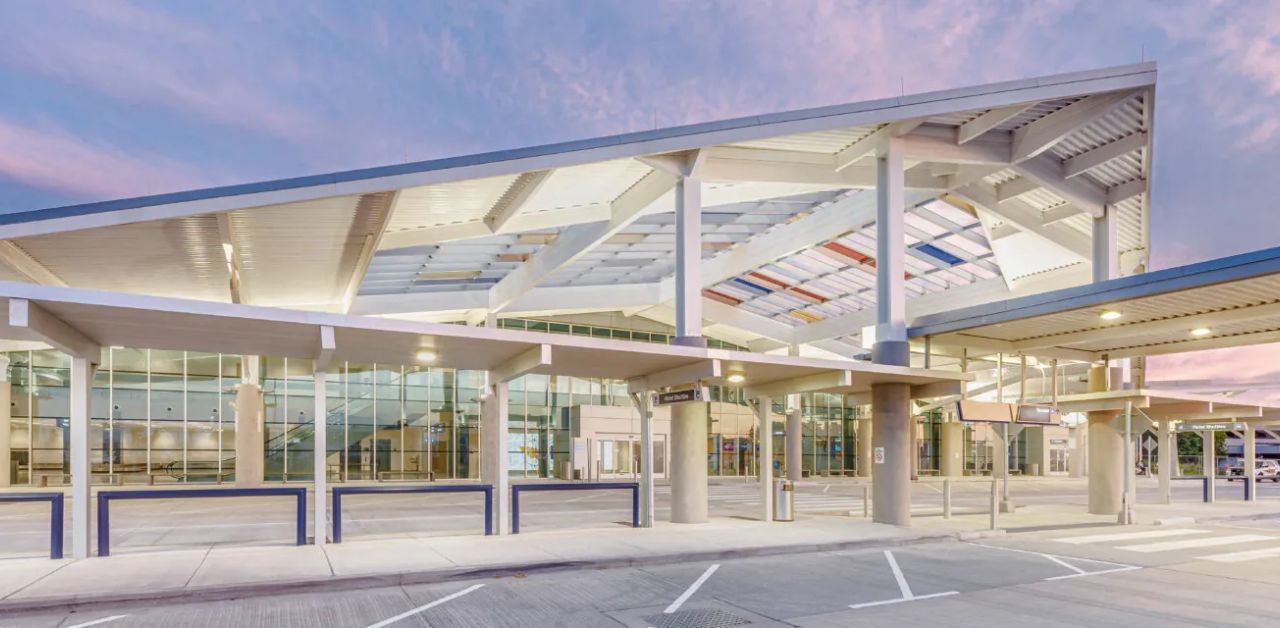 United Airlines Lafayette Regional Airport – LFT Terminal