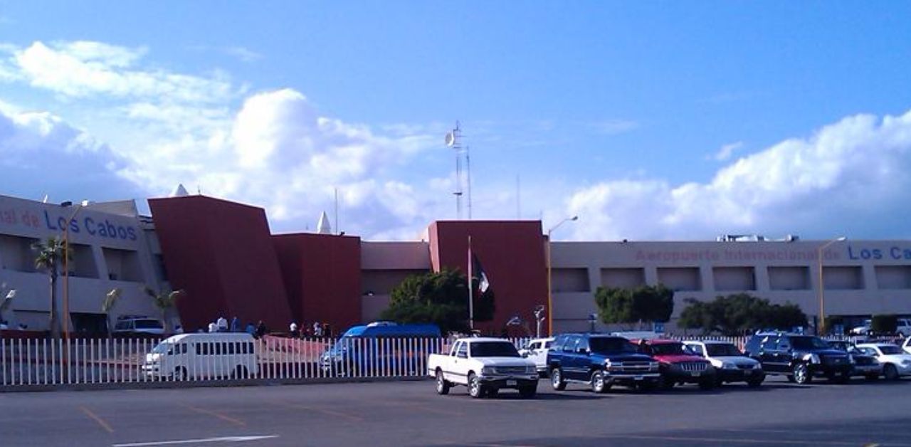 United Airlines Los Cabos International Airport – SJD Terminal
