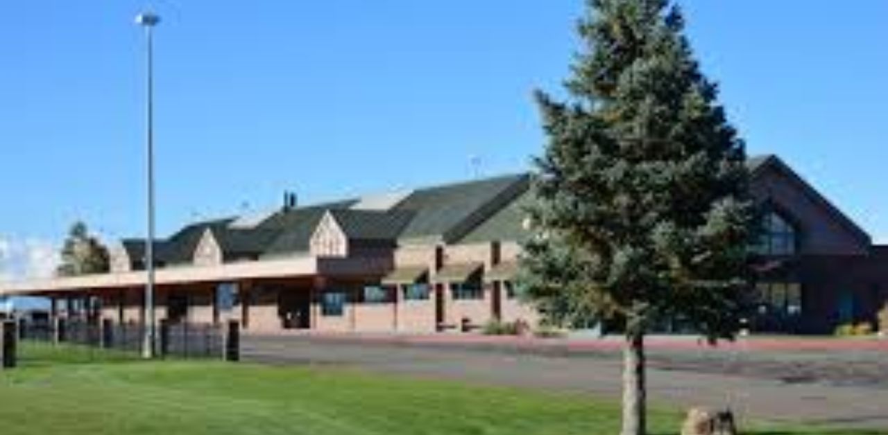 United Airlines Montrose Regional Airport – MTJ Terminal