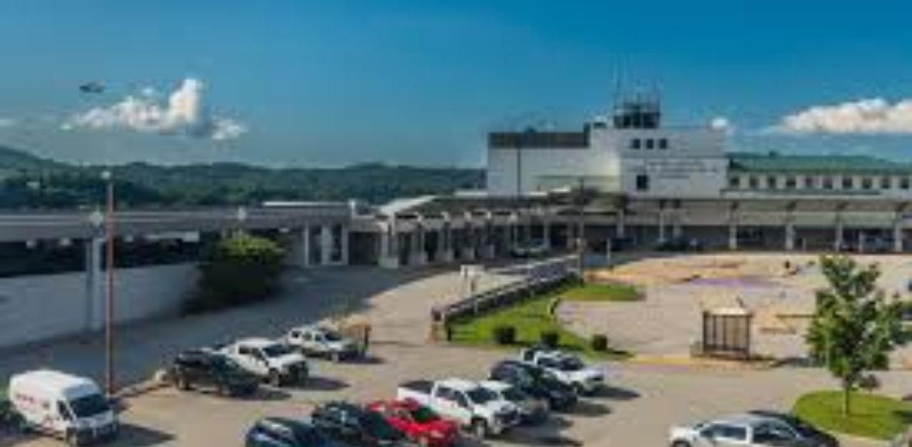 United Airlines Raleigh County Memorial Airport – BKW Terminal