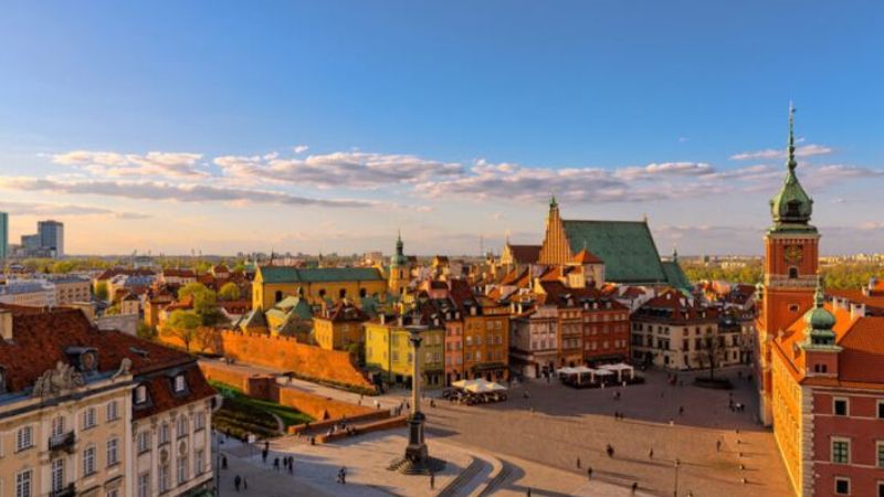 United Airlines Warsaw Office Address