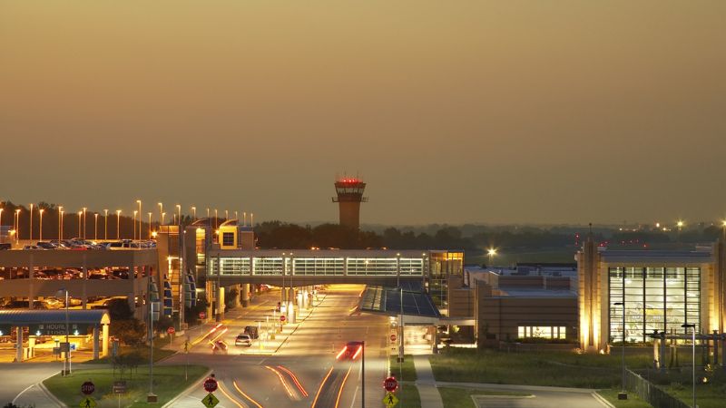 Breeze Airways Dane County Regional Airport – MSN Terminal