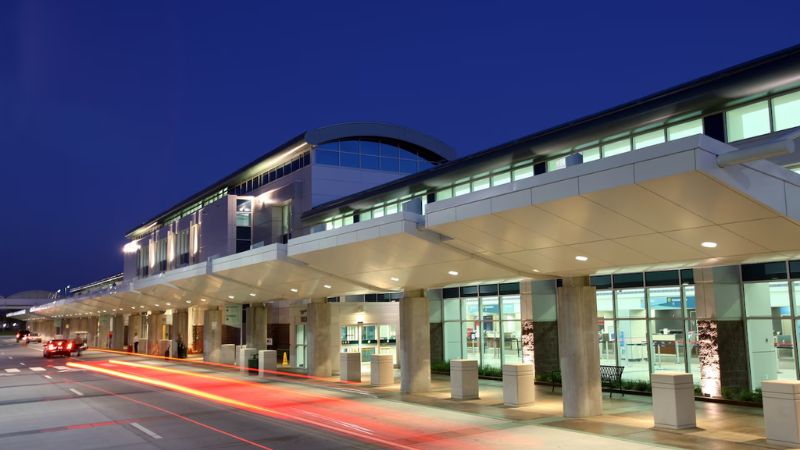 Delta Airlines Gulfport-Biloxi Airport – GPT Terminal