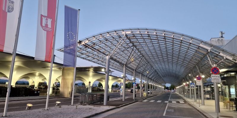Austrian Airlines Linz Airport – LNZ Terminal