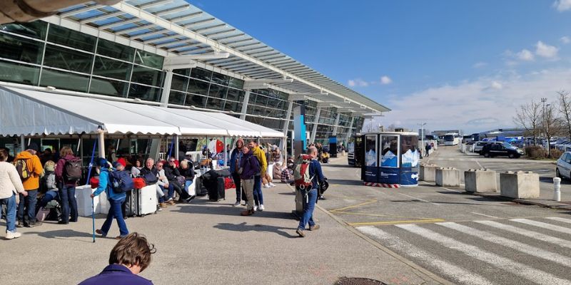 British Airways Grenoble Alpes Isère Airport – GNB Terminal
