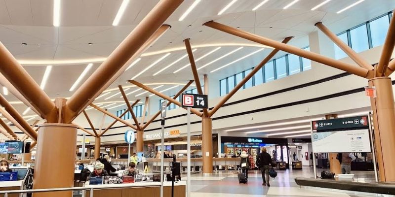 Lufthansa Airlines Boston Logan International Airport – BOS Terminal