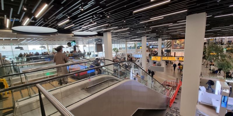 Luxair Amsterdam Airport Schiphol – AMS Terminal