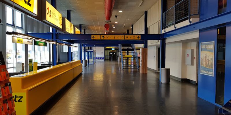 Qatar Airways Maastricht Aachen Airport – MST Terminal
