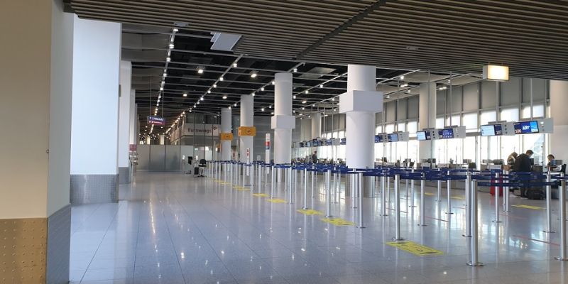 Sun Country Airlines Duesseldorf Airport – DUS Terminal