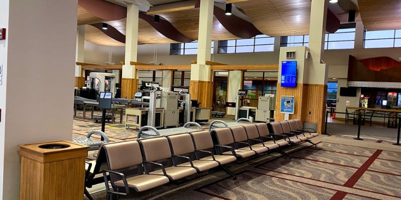 Sun Country Airlines Glacier Park International Airport – FCA Terminal