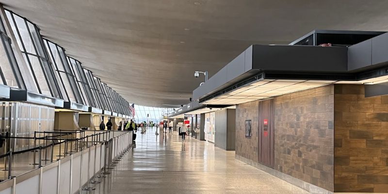 Sun Country Airlines Dulles International Airport – IAD Terminal