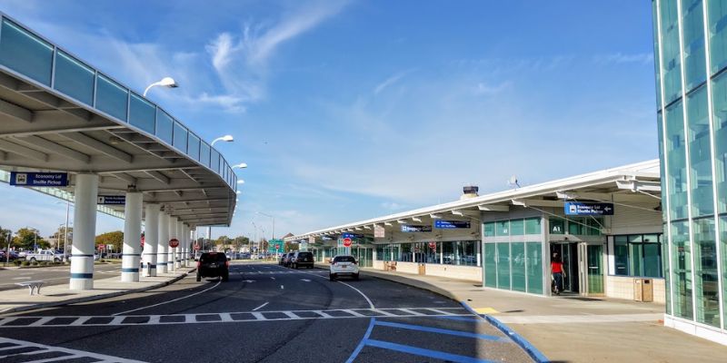 Sun Country Airlines Long Island MacArthur Airport – ISP Terminal