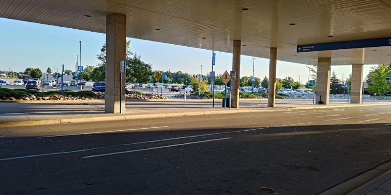 Sun Country Airlines Capital Region International Airport – LAN Terminal