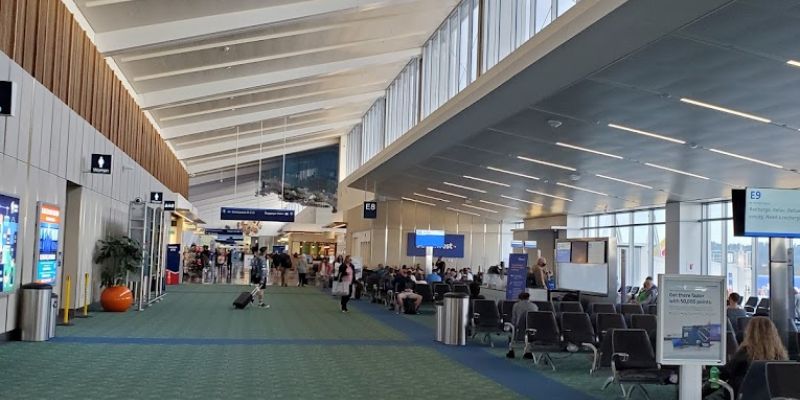 Air Canada Portland International Airport – PDX Terminal