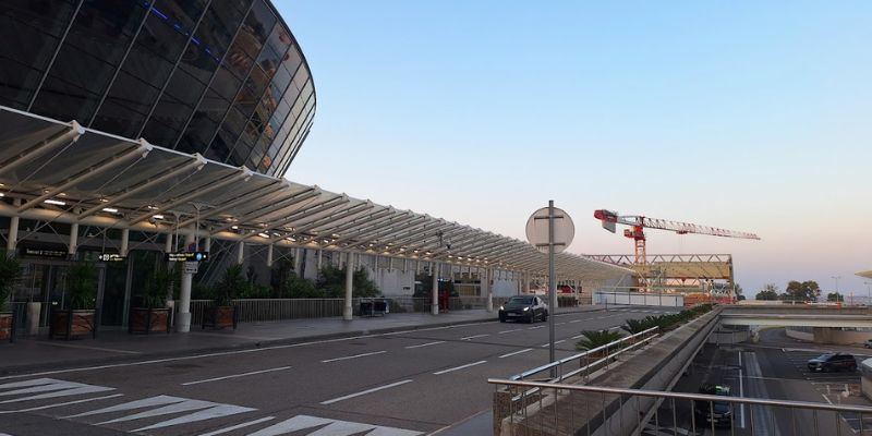Hawaiian Airlines Nice Côte d’Azur Airport – NCE Terminal