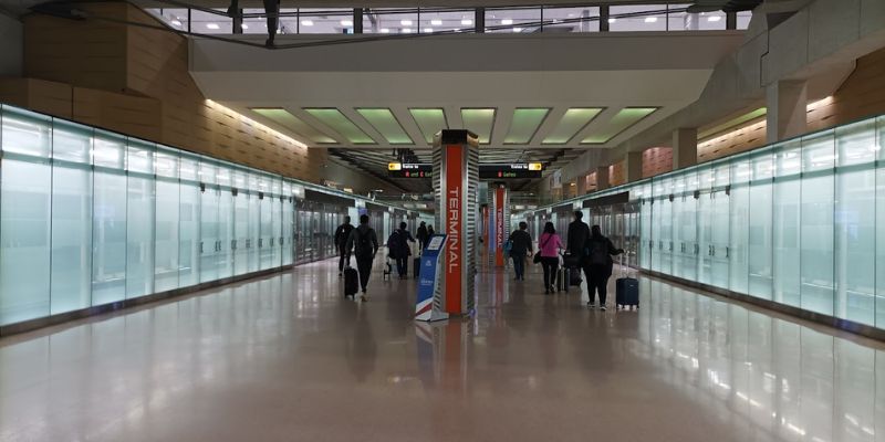 Icelandair Dulles International Airport – IAD Terminal