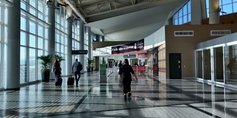 Kuwait Airways William P. Hobby Airport – HOU Terminal