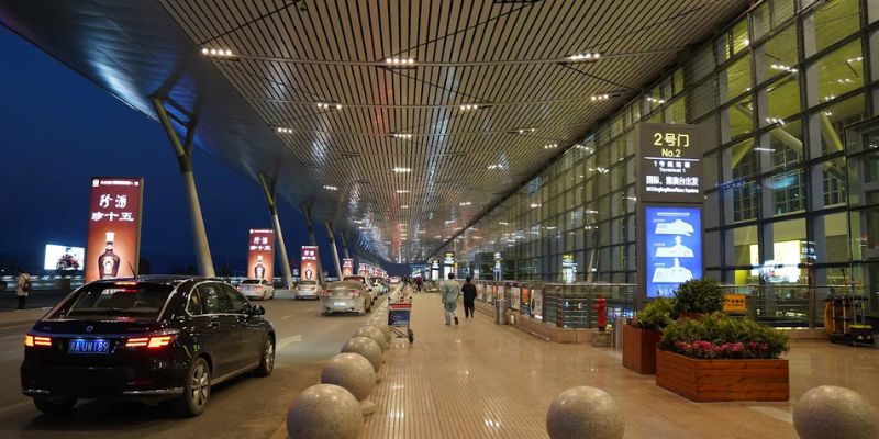Royal Jordanian Guiyang Longdongbao International Airport – KWE Terminal