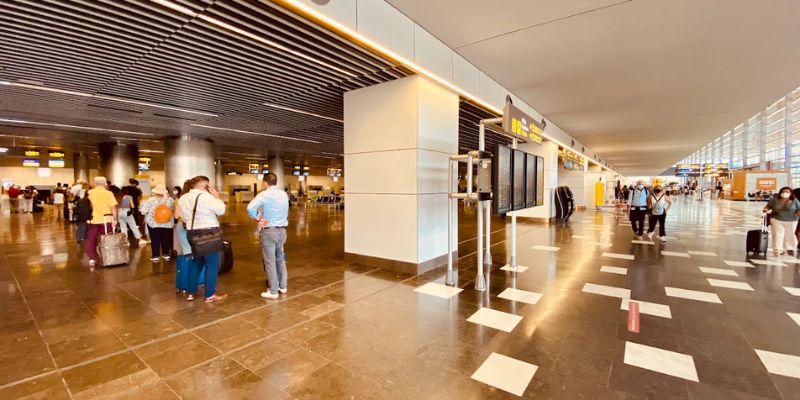 Royal Jordanian Gran Canaria Airport – LPA Terminal