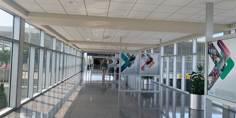 Royal Jordanian Tulsa International Airport – TUL Terminal