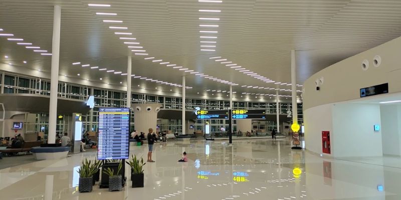 Royal Jordanian Sultan Hasanuddin International Airport – UPG Terminal