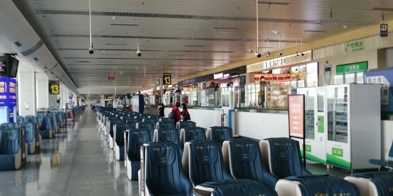 Royal Jordanian Ürümqi Diwopu International Airport – URC Terminal