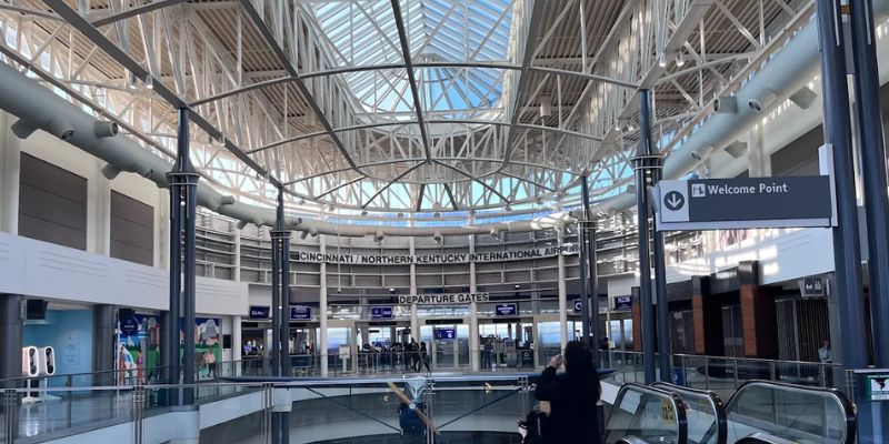 KLM Airlines Cincinnati/Northern Kentucky International Airport – CVG Terminal