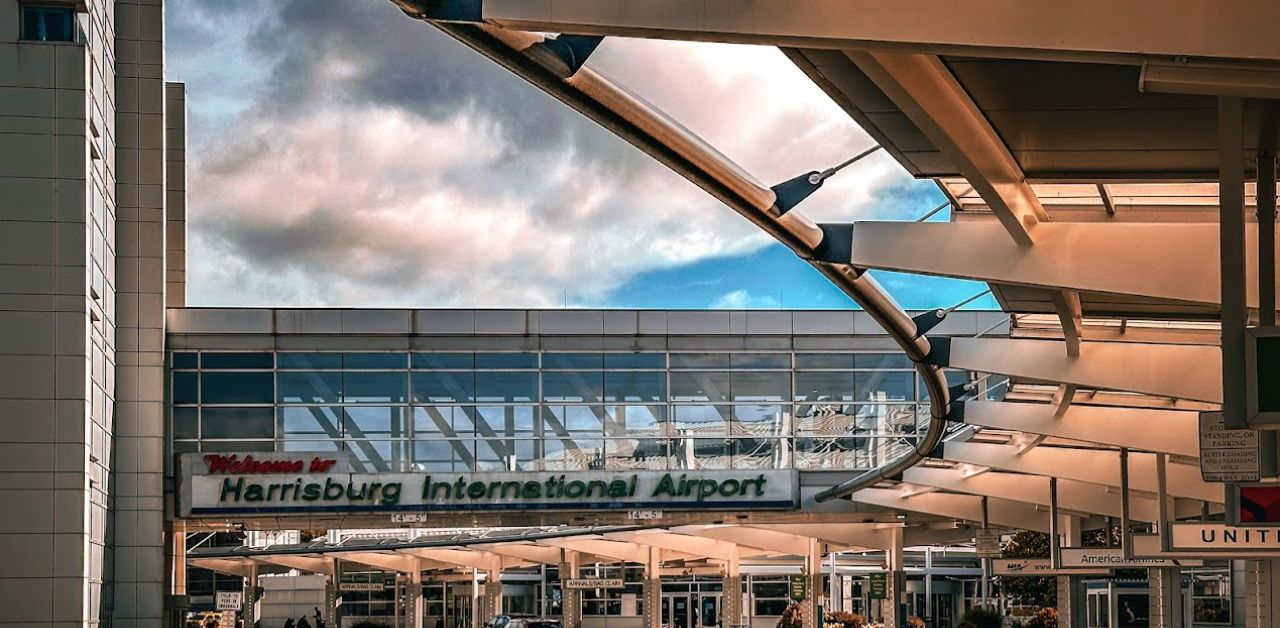 Air Arabia Harrisburg International Airport – MDT Terminal