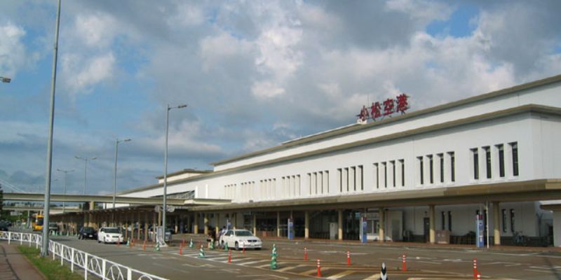 EVA Air Komatsu Airport – KMQ Terminal